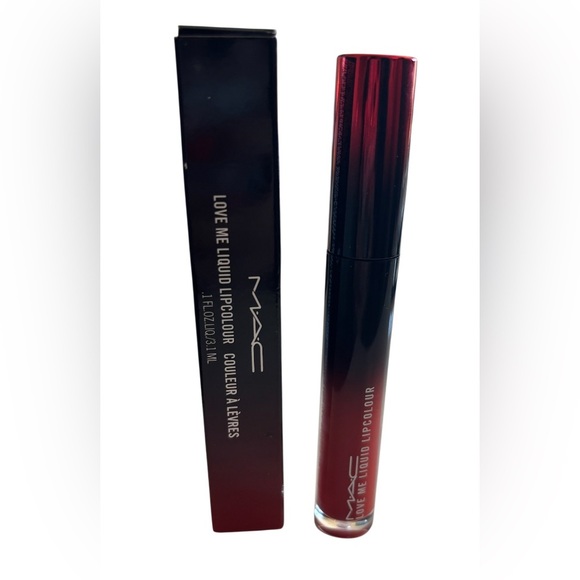 MAC Love Me Liquid Lipcolour - Deify Me - Picture 2 of 3